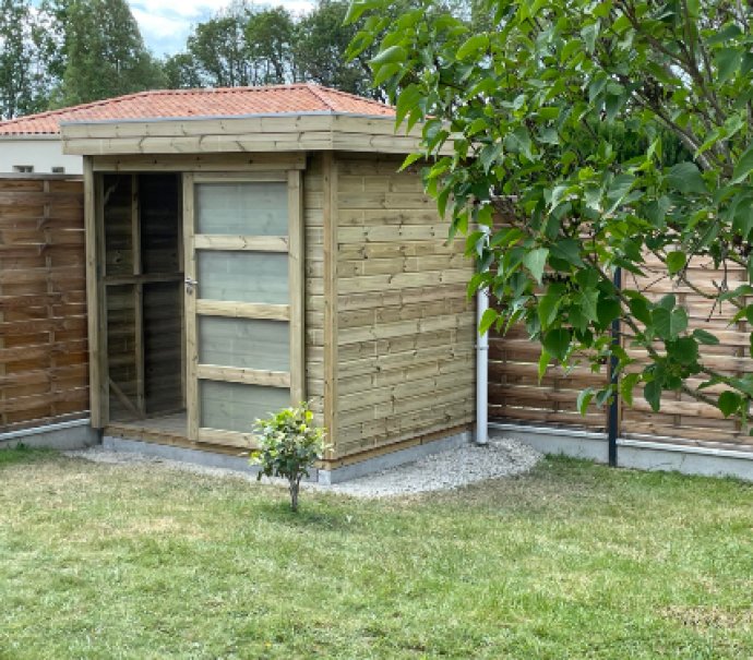 Abri de jardin en bois - Vintage